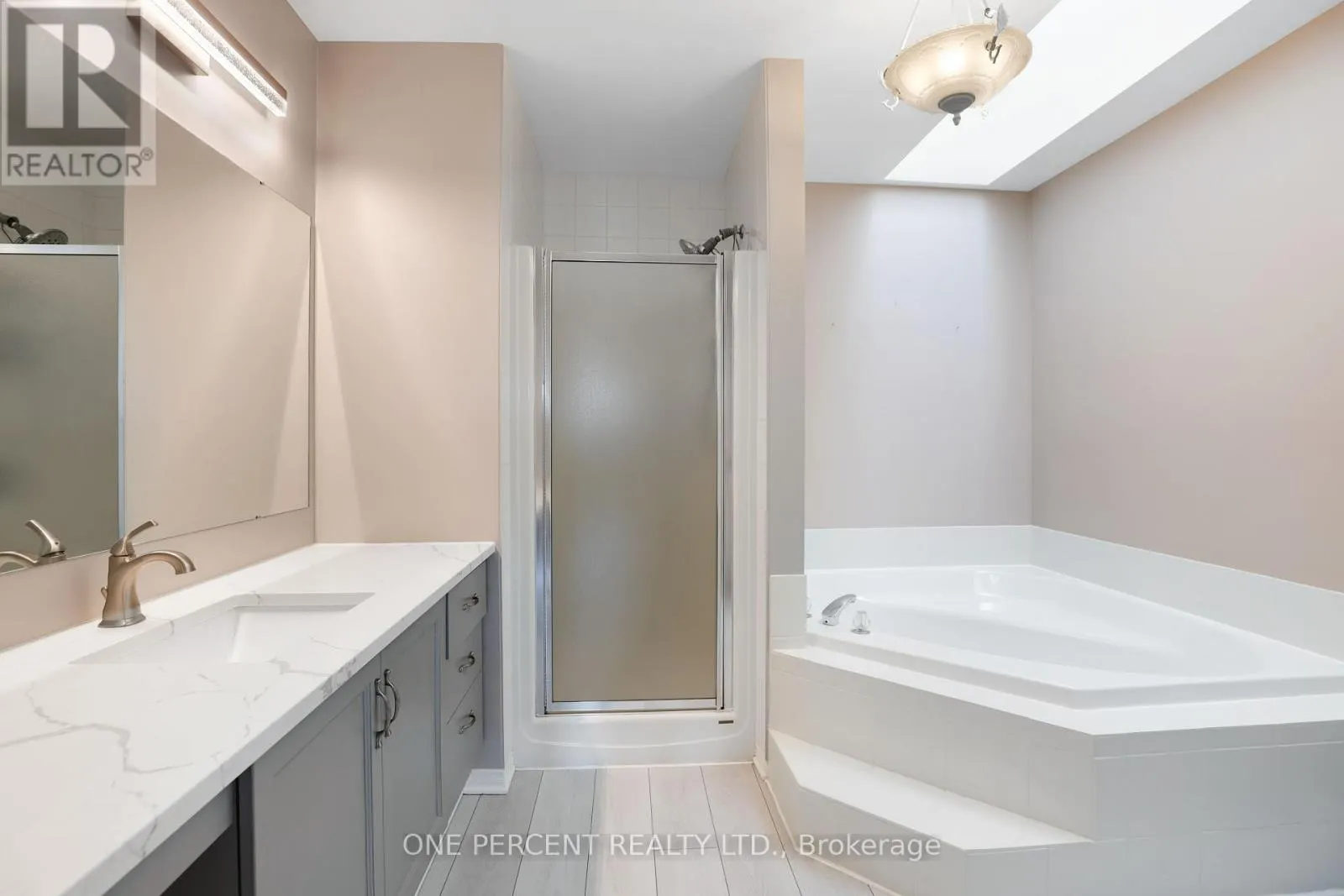 29 WINDEYER CRESCENT
