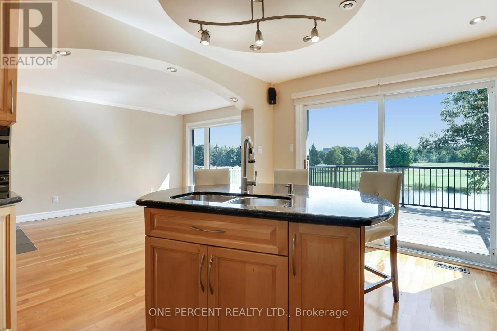 29 WINDEYER CRESCENT