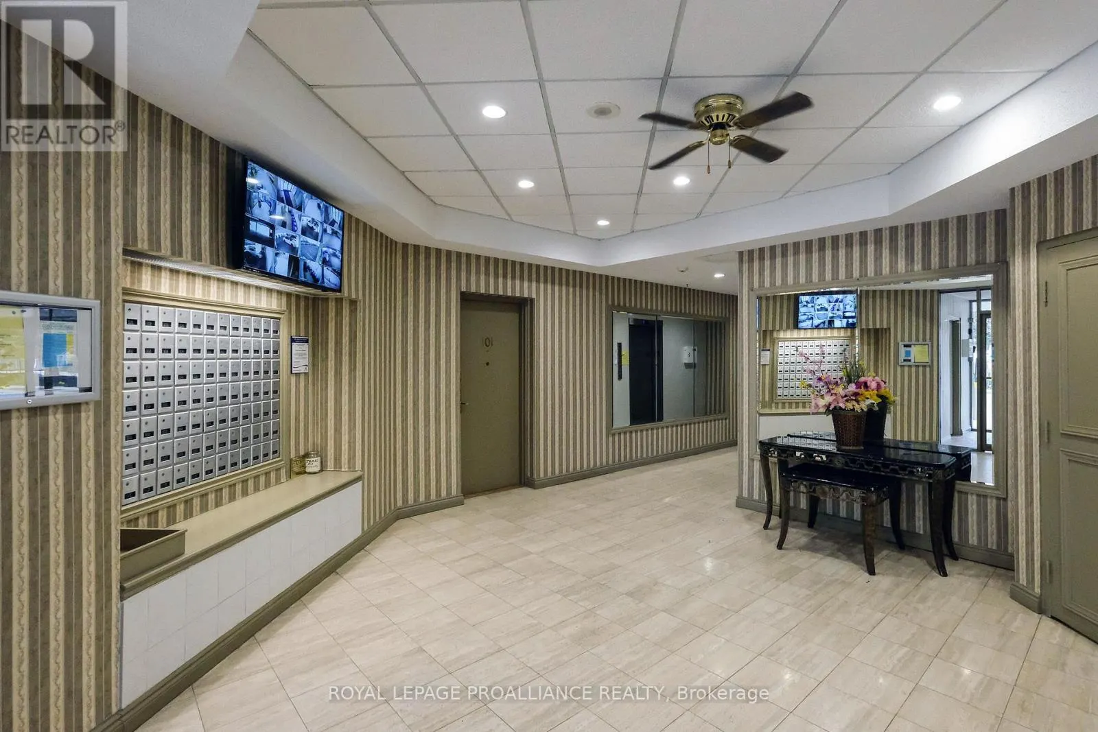 1201 - 350 FRONT STREET, #1201
