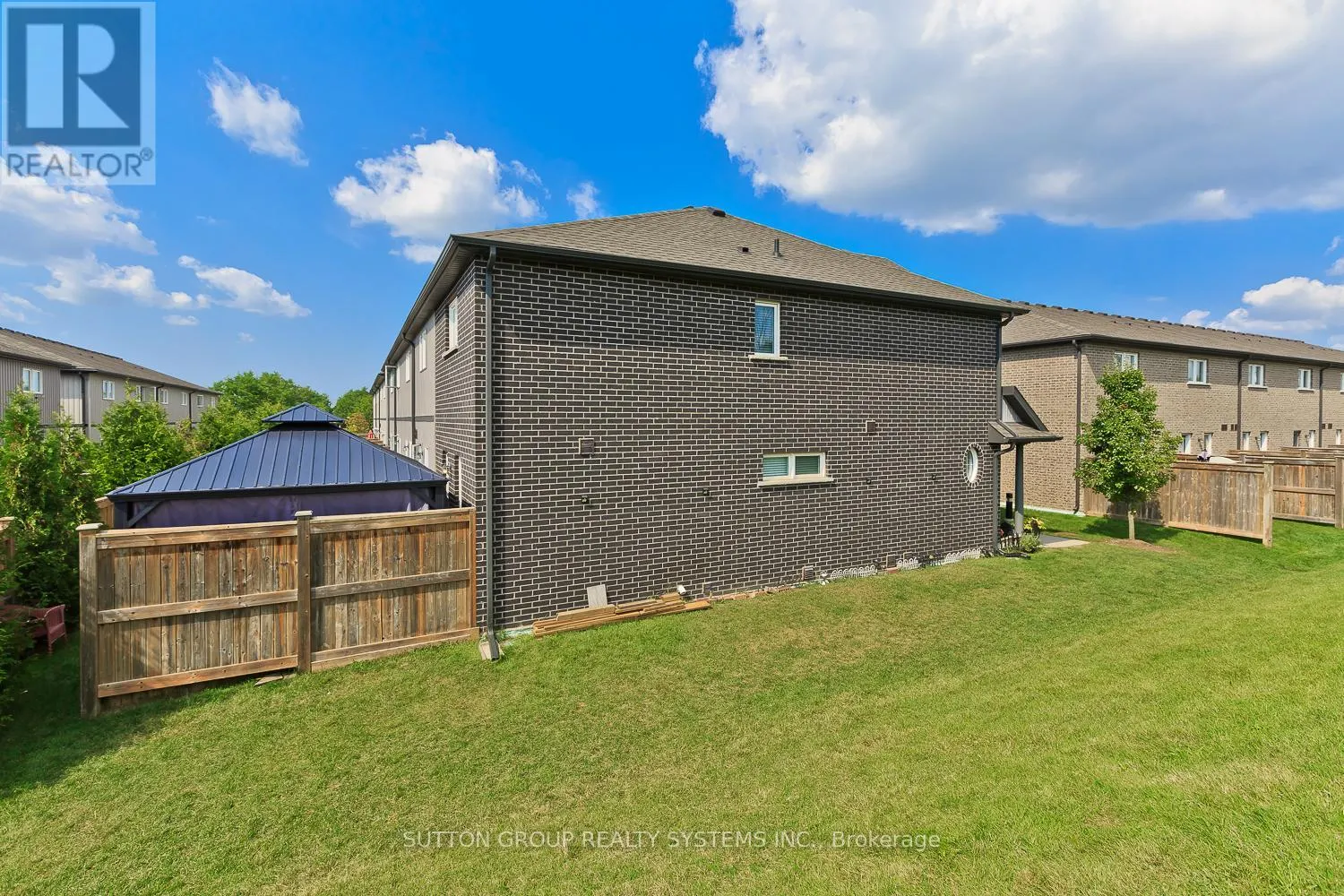 50 - 7768 ASCOT CIRCLE