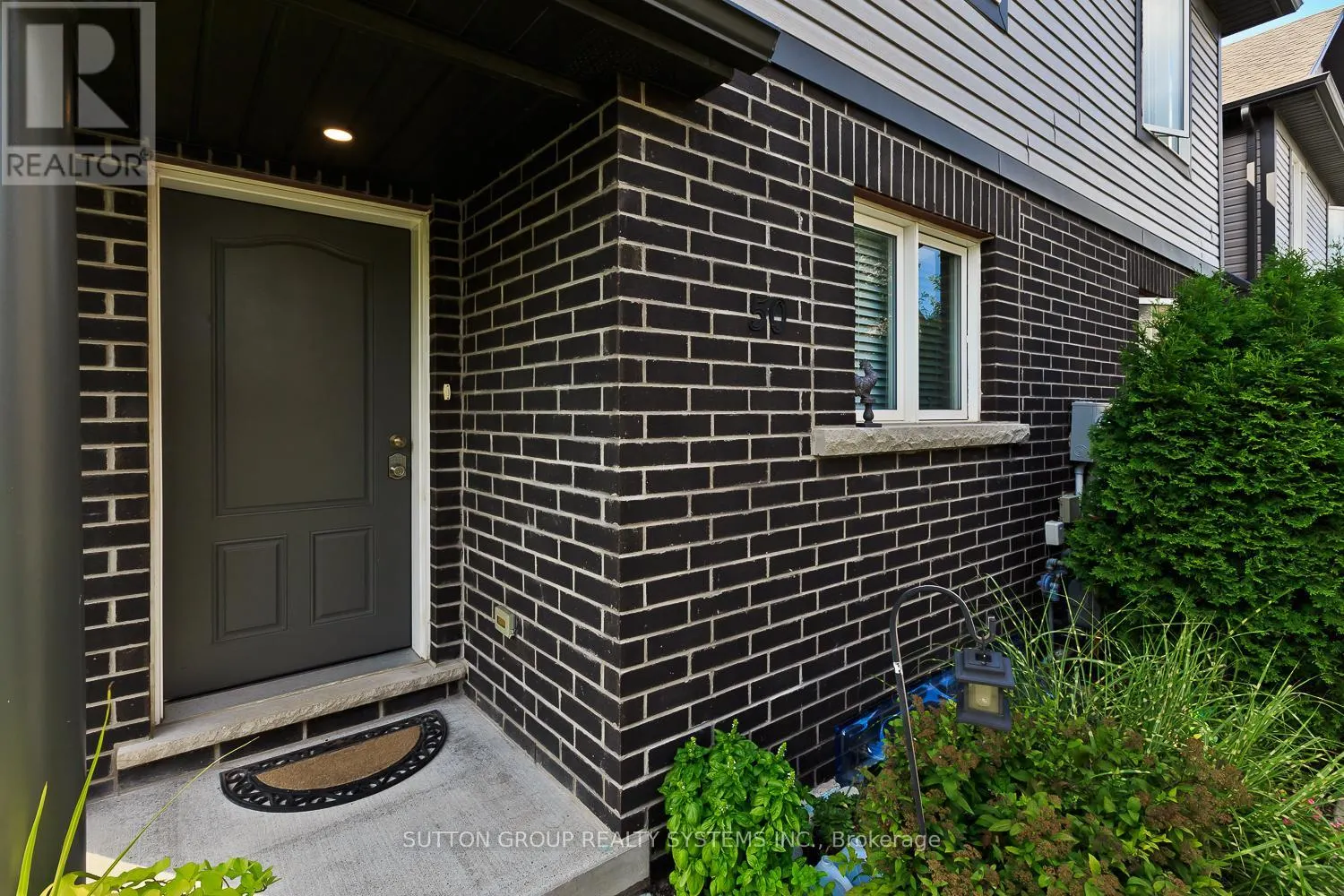 50 - 7768 ASCOT CIRCLE