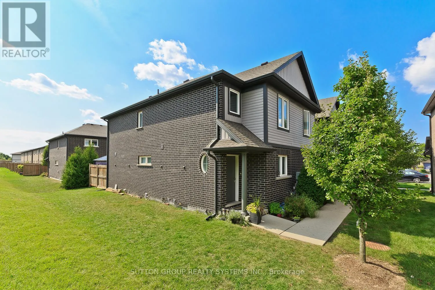 50 - 7768 ASCOT CIRCLE