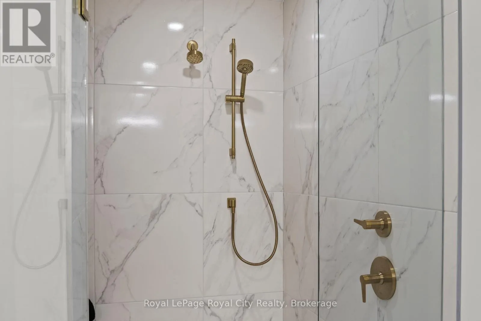 110 - 6523 WELLINGTON 7 ROAD, #110