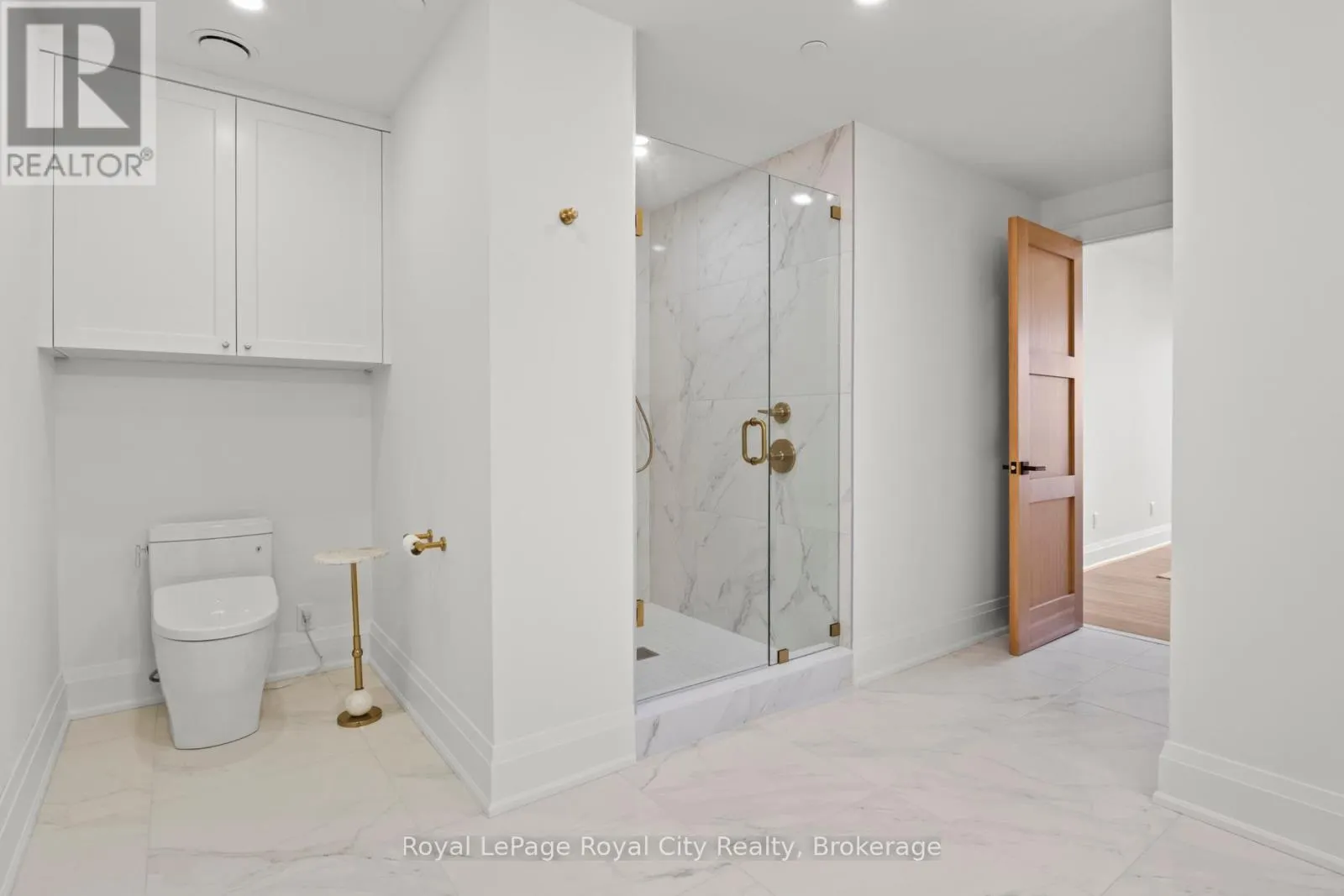 110 - 6523 WELLINGTON 7 ROAD, #110