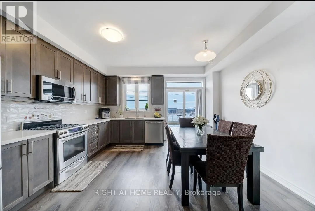 44 - 120 COURT DRIVE