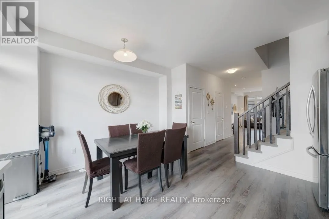 44 - 120 COURT DRIVE