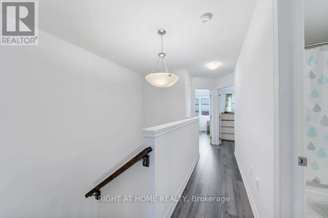 44 - 120 COURT DRIVE