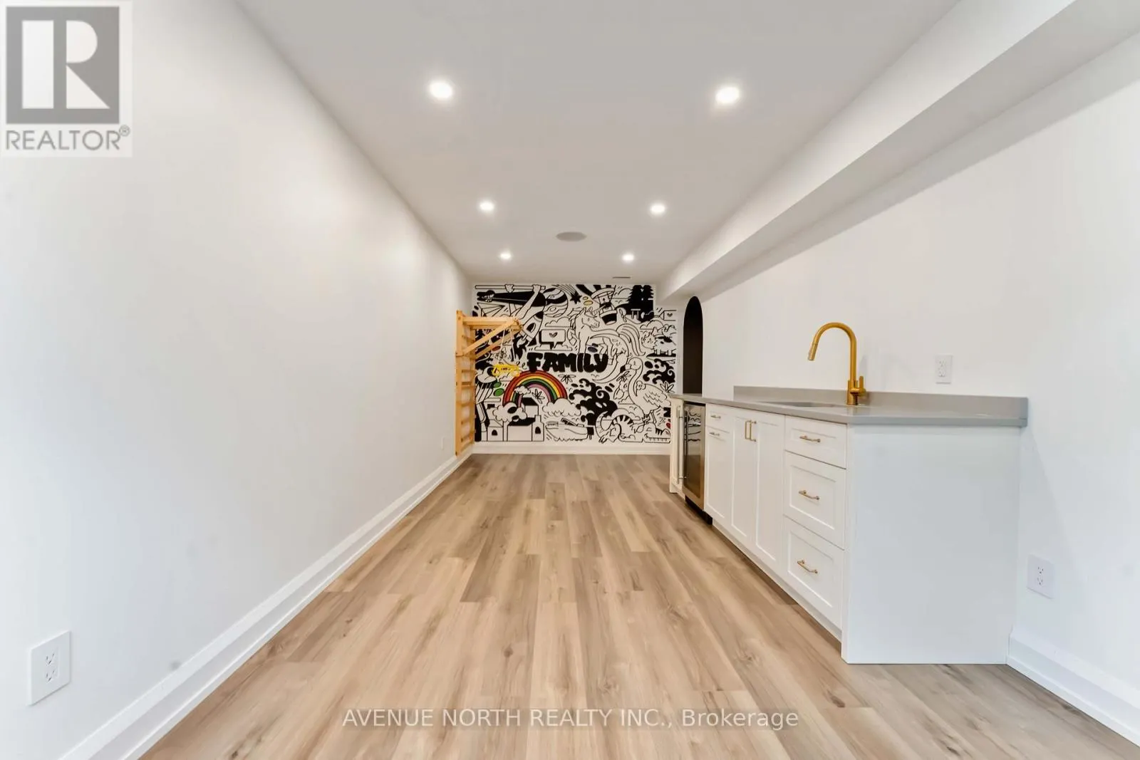 34 JETTY DRIVE