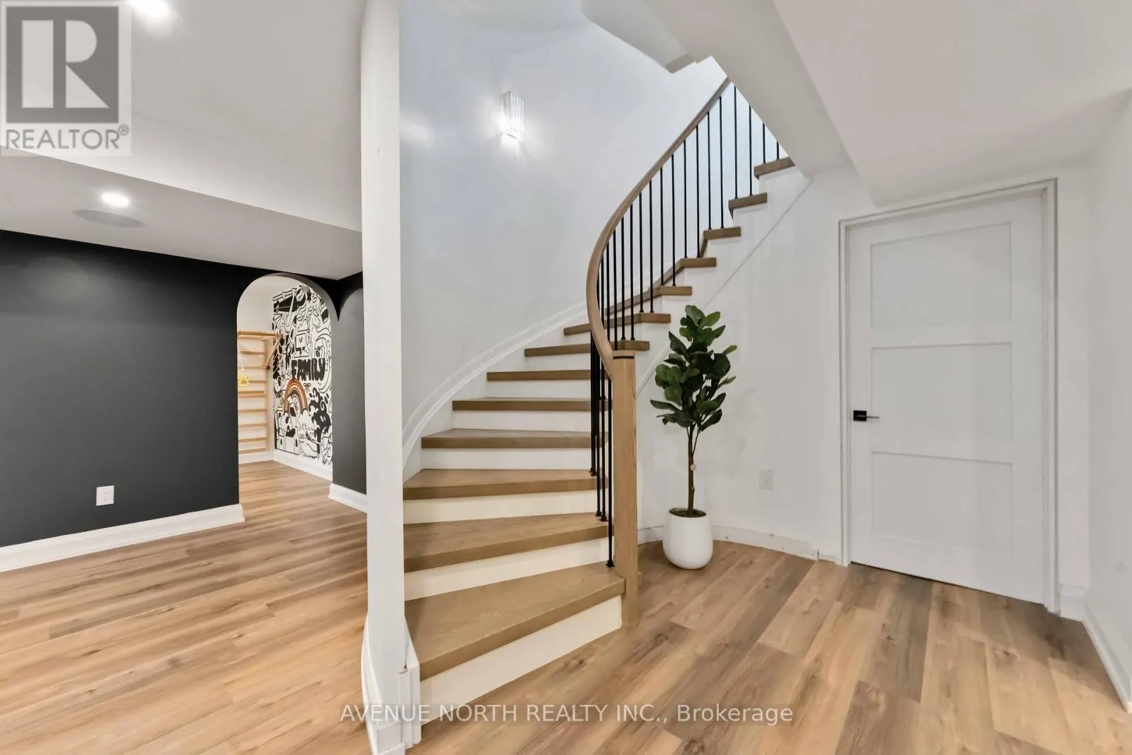 34 JETTY DRIVE