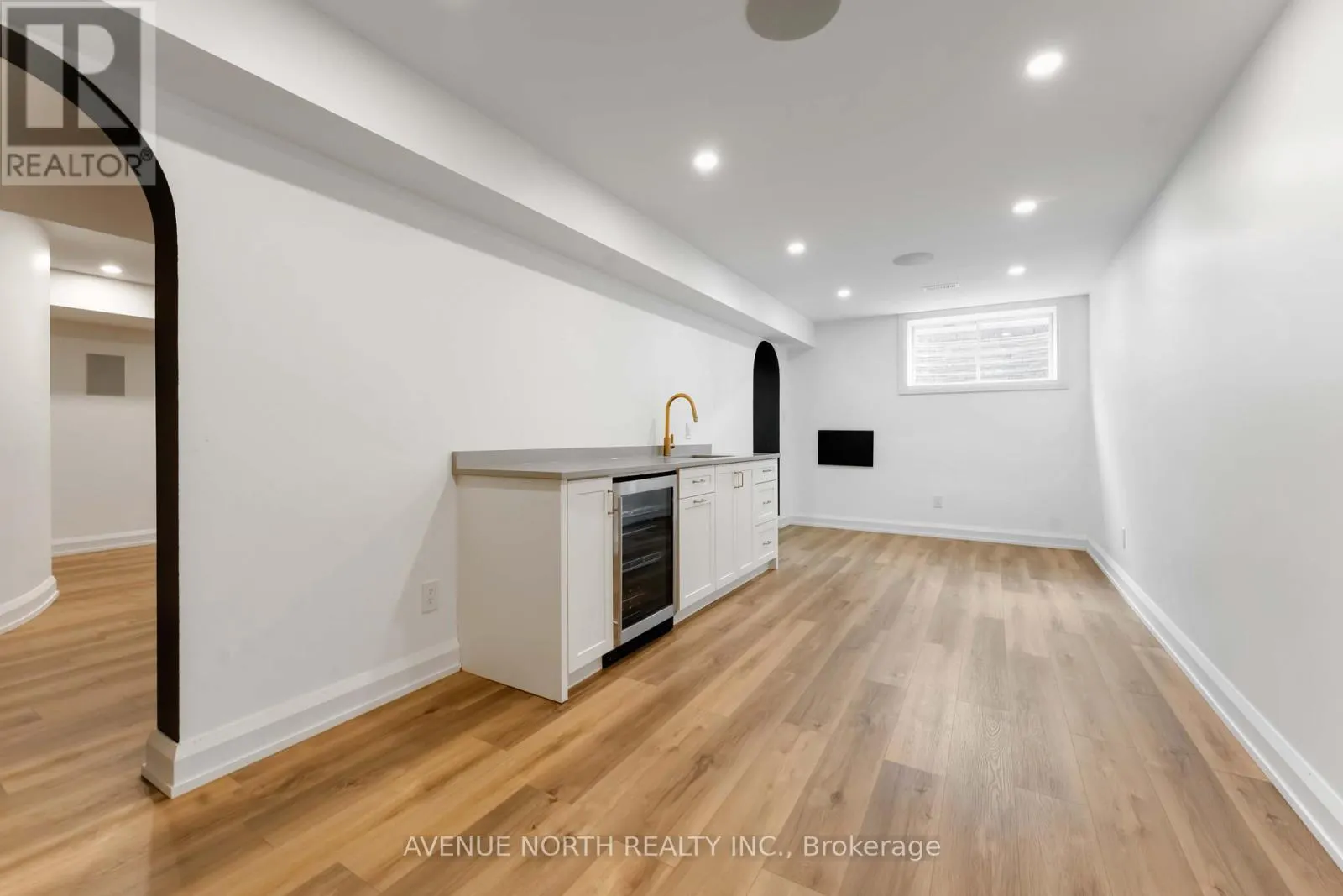 34 JETTY DRIVE