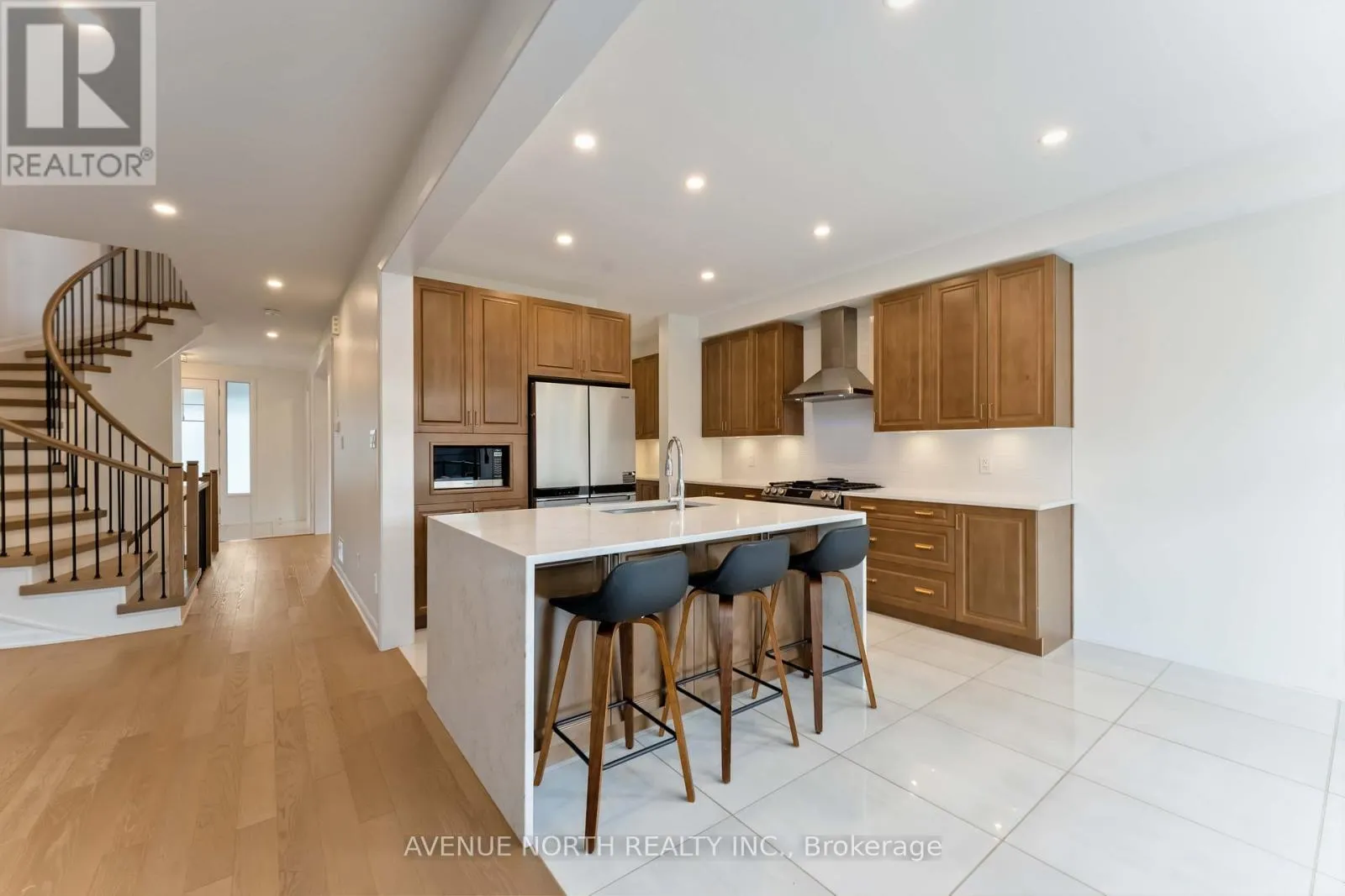 34 JETTY DRIVE