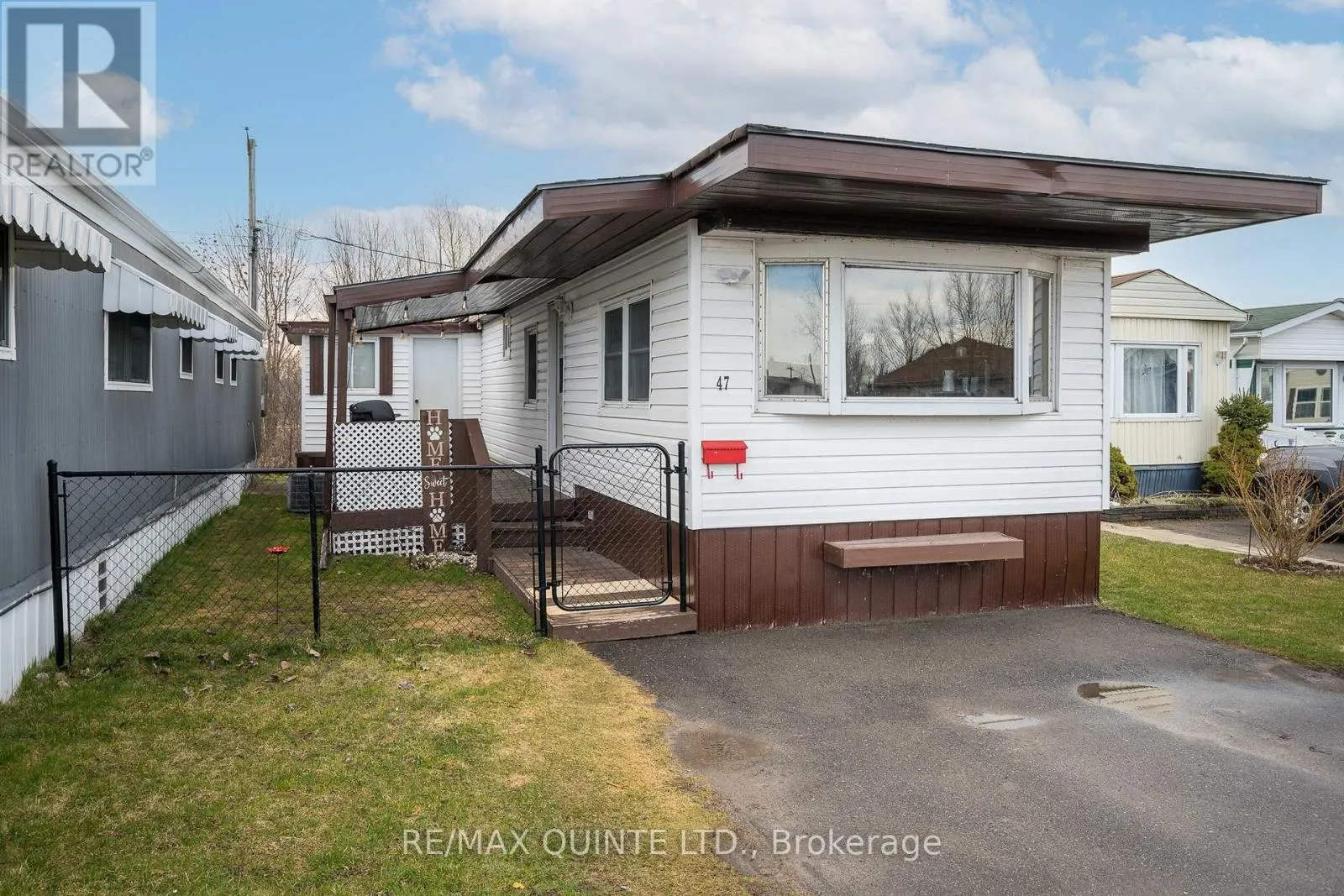 47 - 311 DUNDAS STREET, #47
