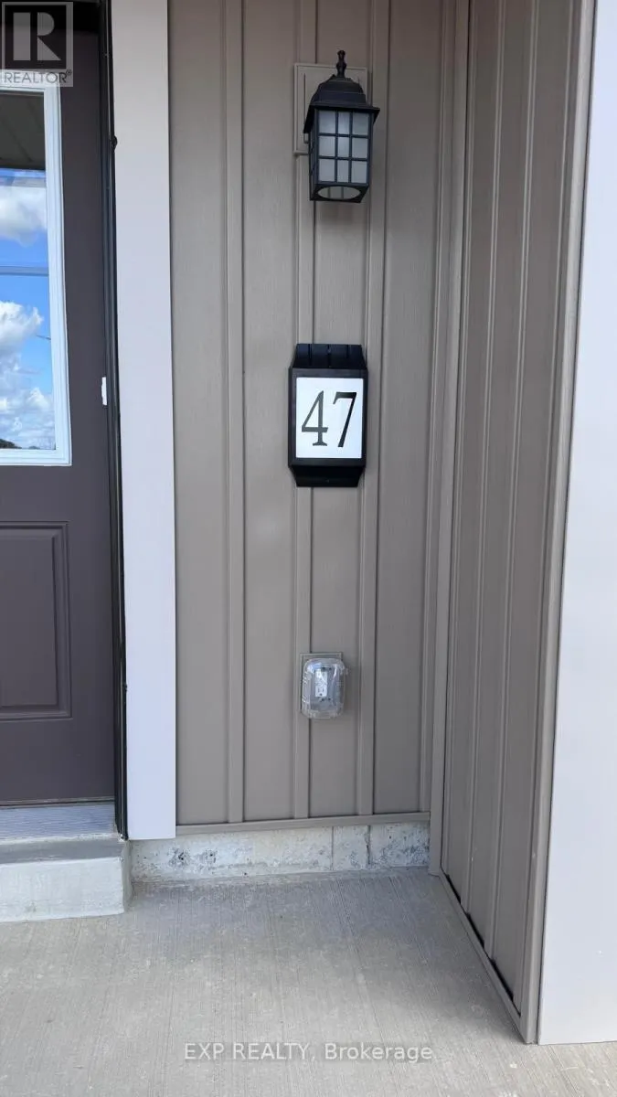 47 STANLEY AVE CRESCENT