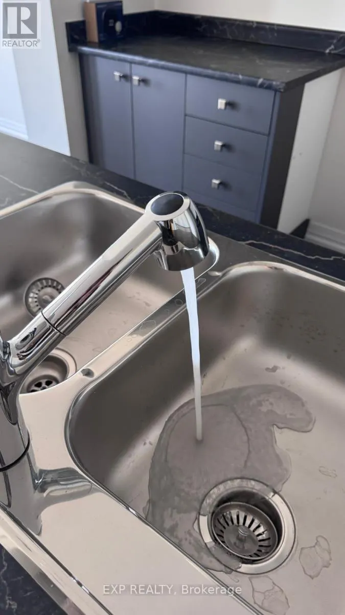 47 STANLEY AVE CRESCENT