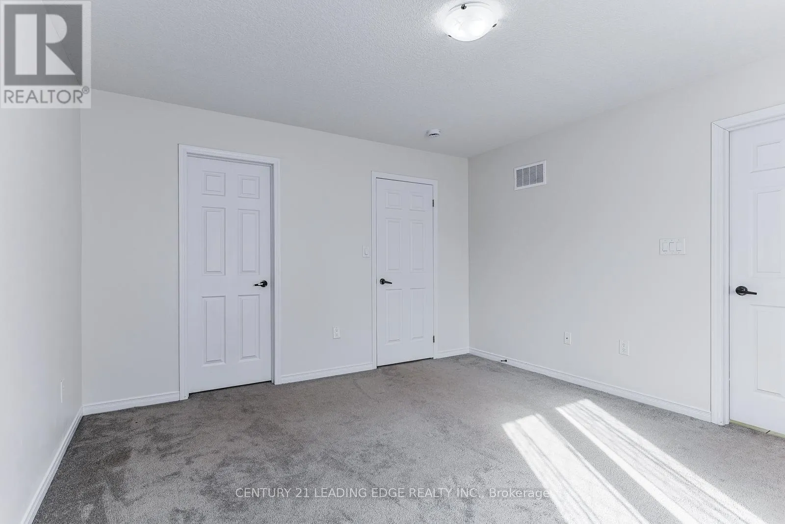 153 THOMPSON ROAD