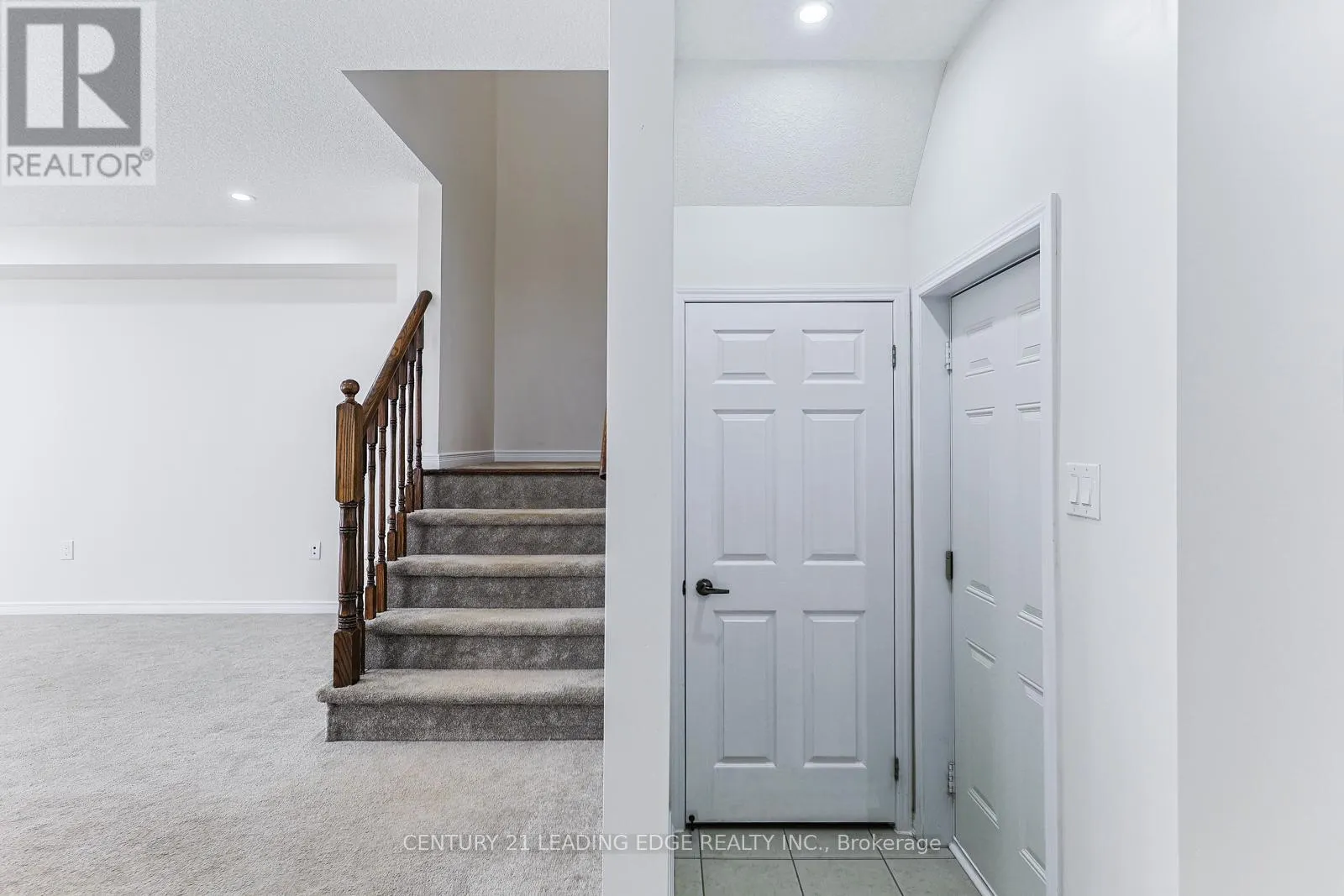 153 THOMPSON ROAD