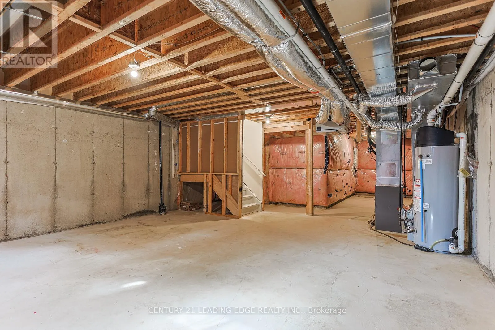 153 THOMPSON ROAD