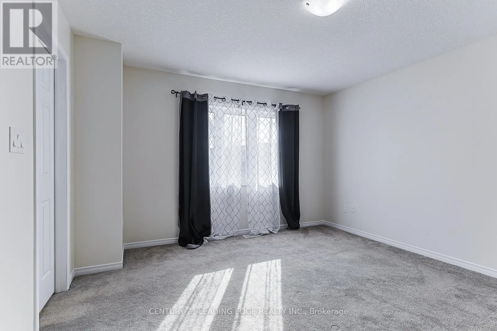 153 THOMPSON ROAD