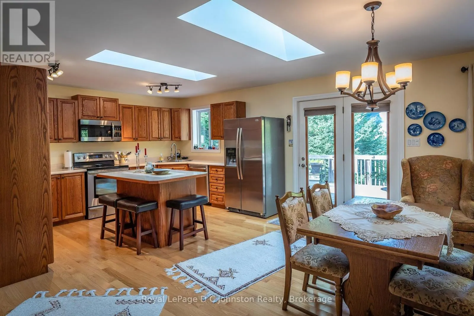27 GREMIK CRESCENT