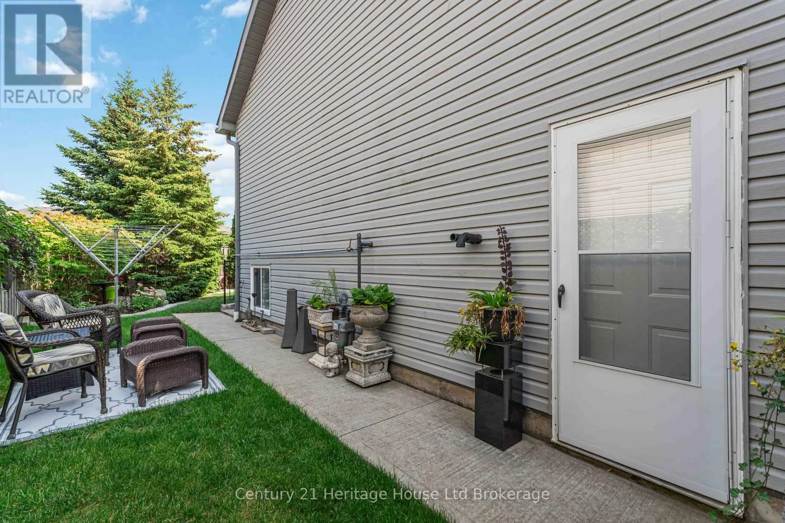 6295 TOWNLINE ROAD