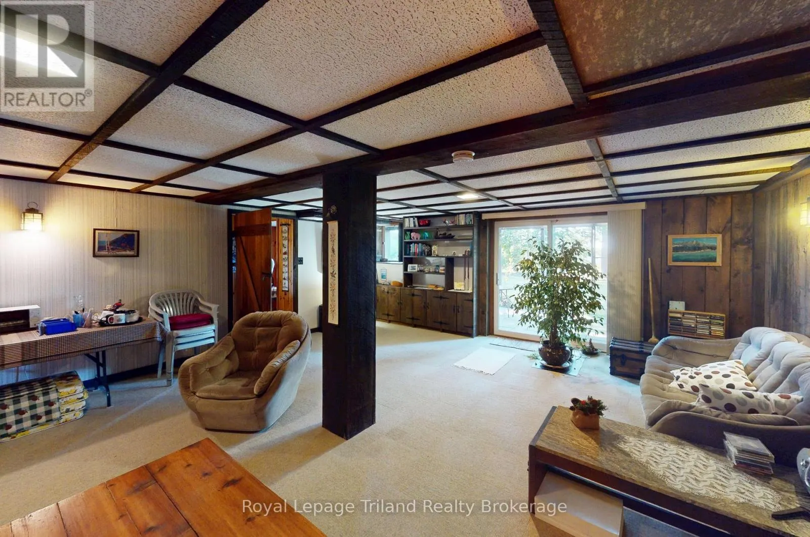 926 SUNSET BOULEVARD