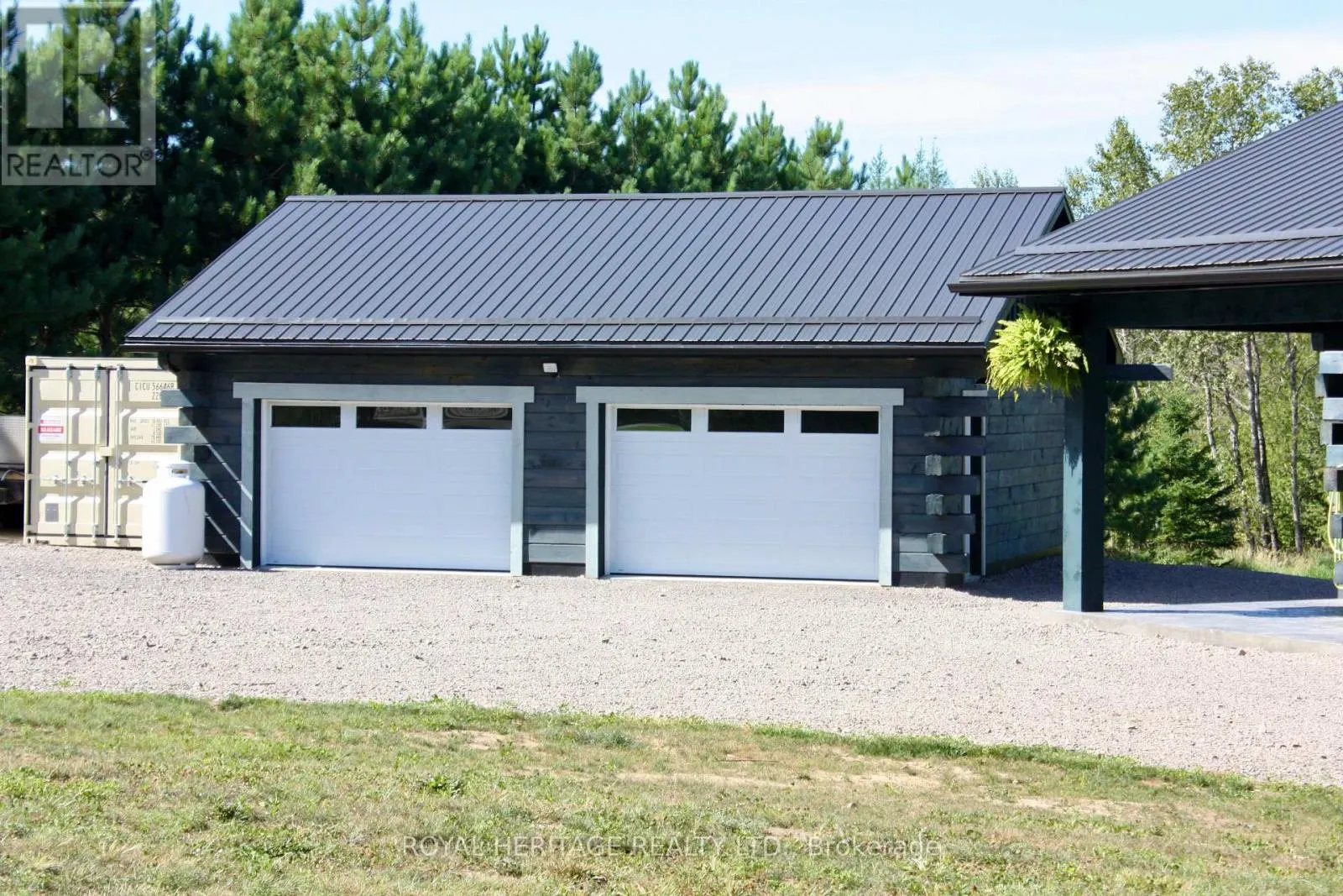 414 PINE VIEW RIDGE ROAD