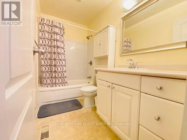 28 - 1649 MEADOWBROOK ROAD, #28