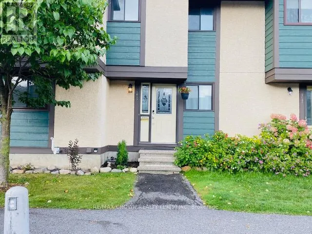 28 - 1649 MEADOWBROOK ROAD, #28