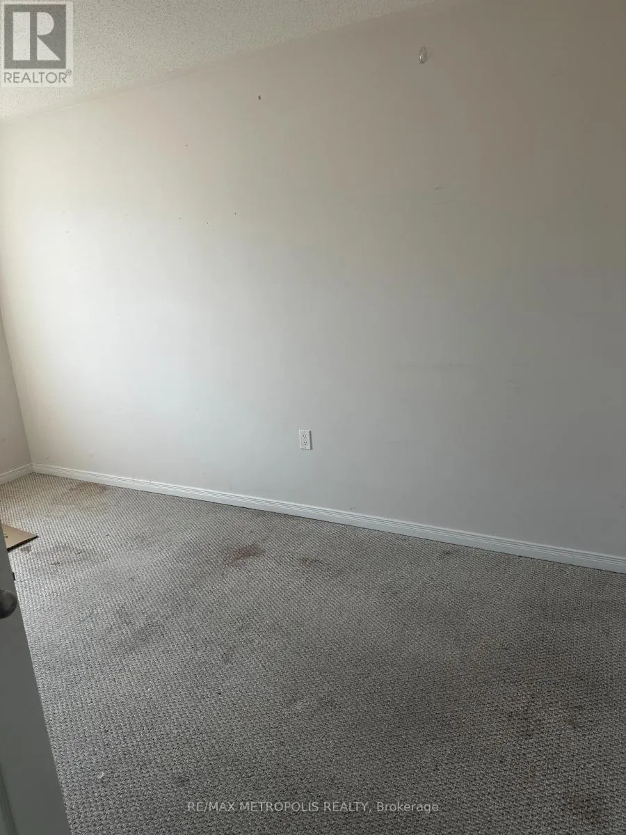 UPPER ROOM1 - 73 SUMMER LANE