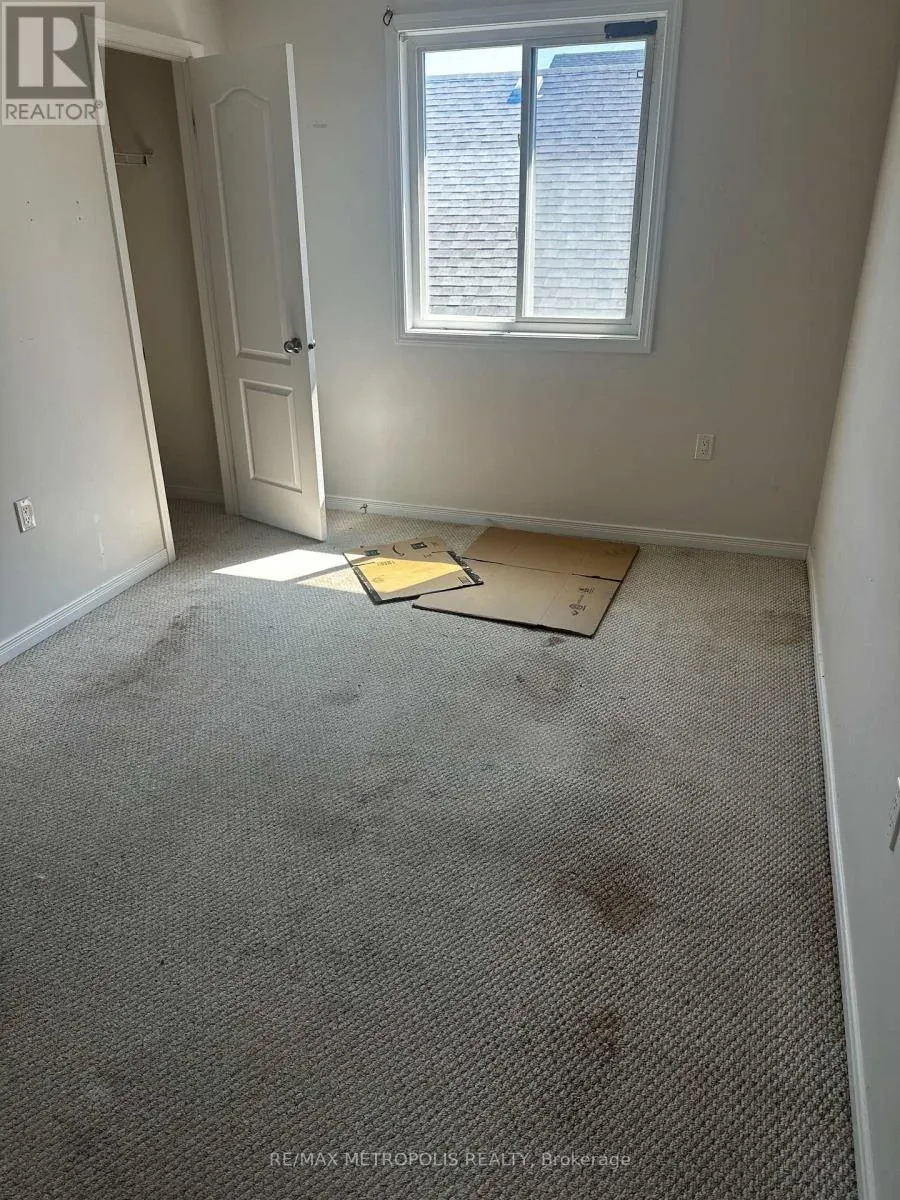 UPPER ROOM1 - 73 SUMMER LANE