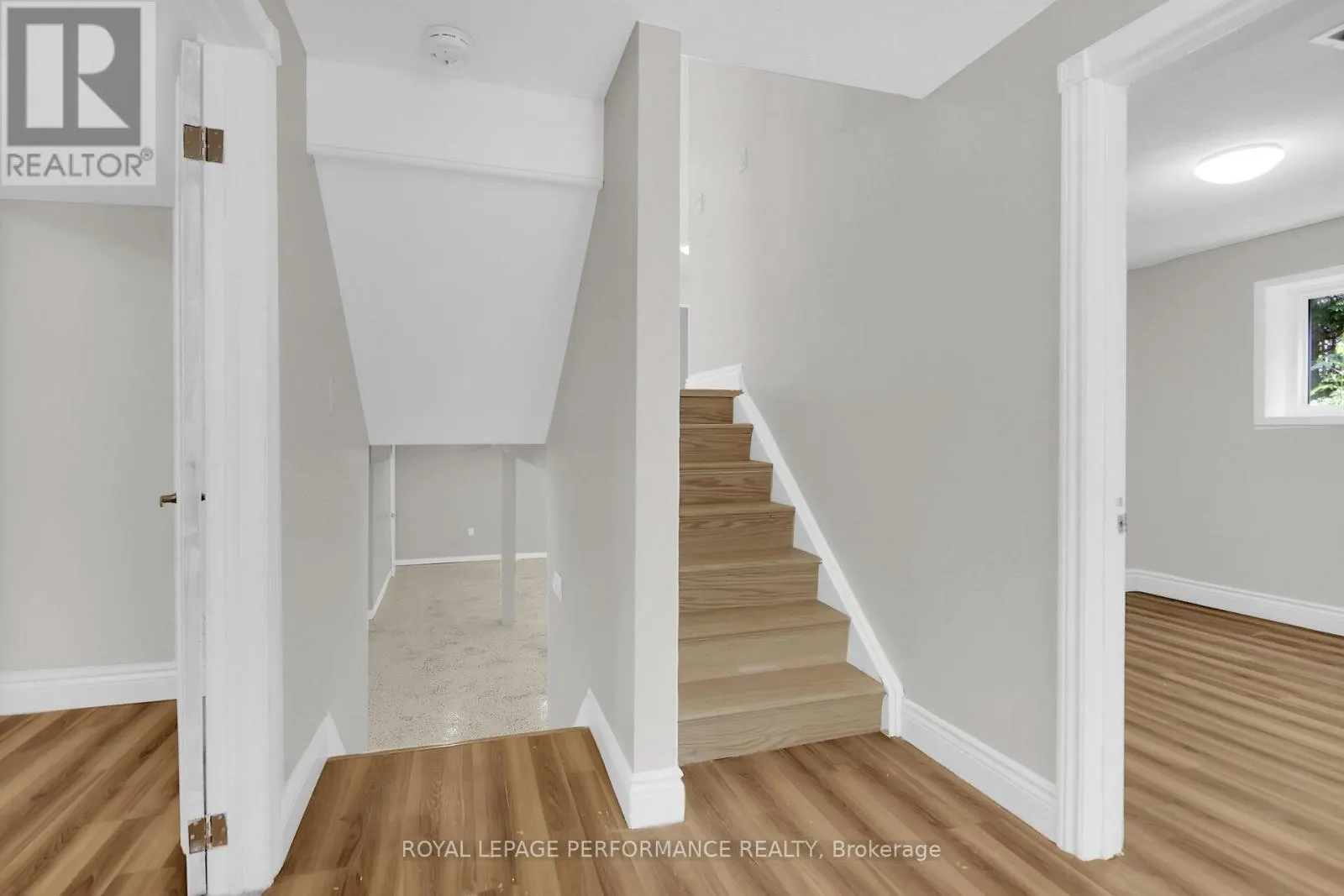 16 WAREHAM STREET