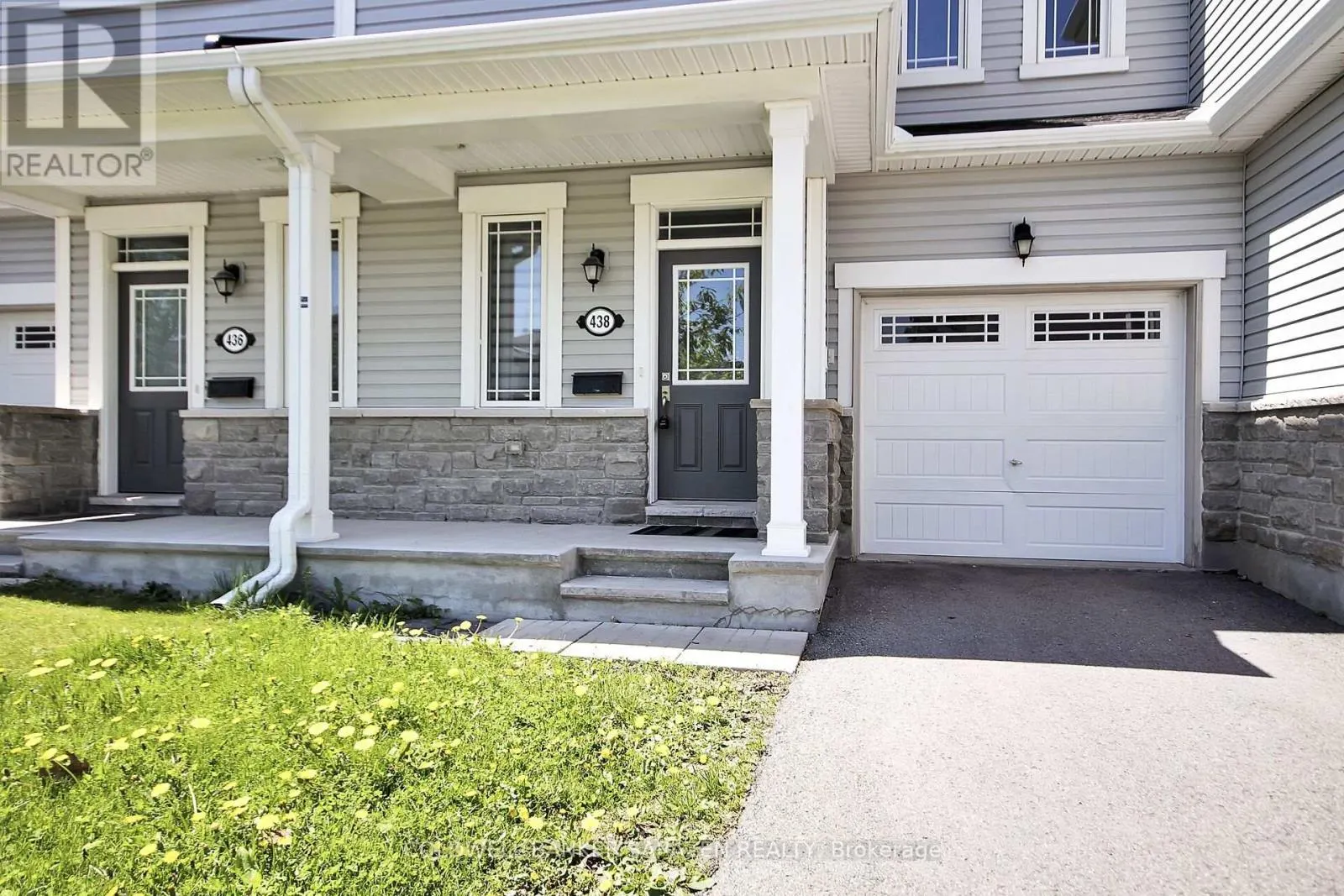 438 MEADOWBREEZE DRIVE