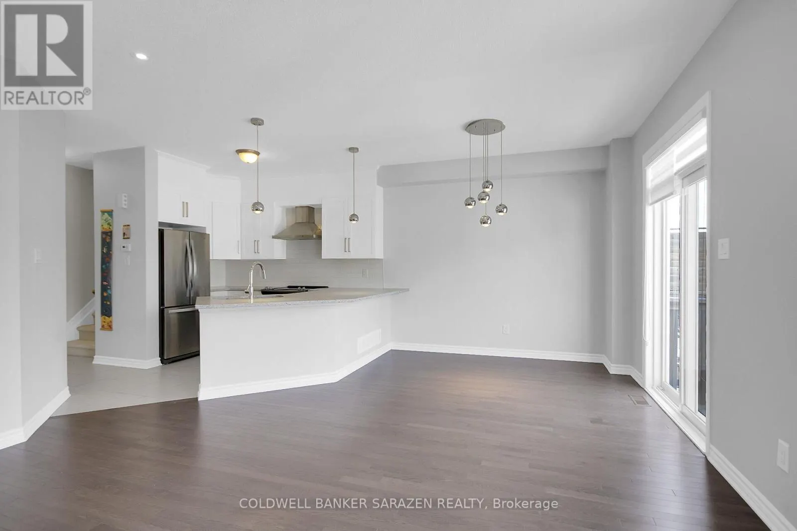 438 MEADOWBREEZE DRIVE