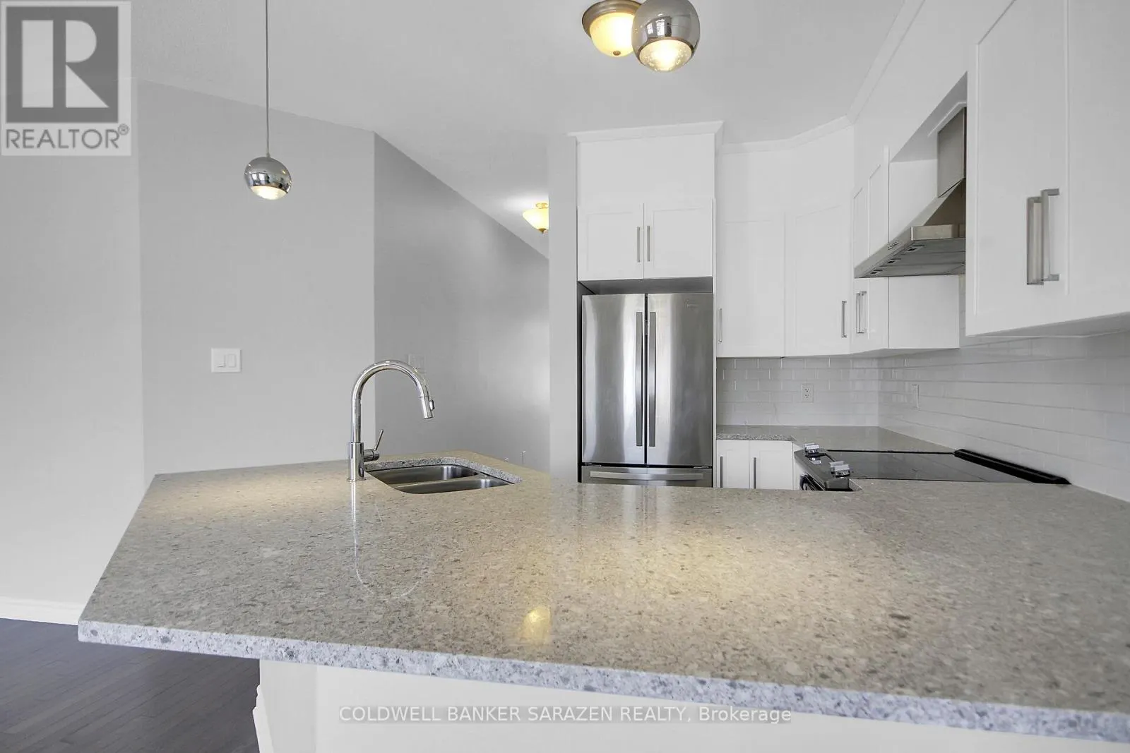 438 MEADOWBREEZE DRIVE
