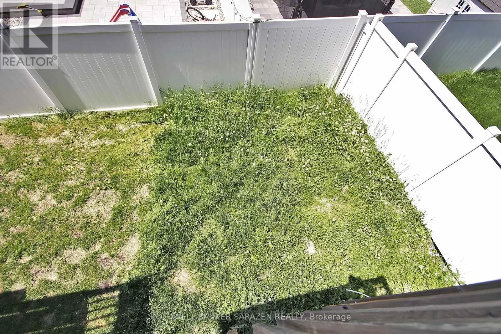438 MEADOWBREEZE DRIVE