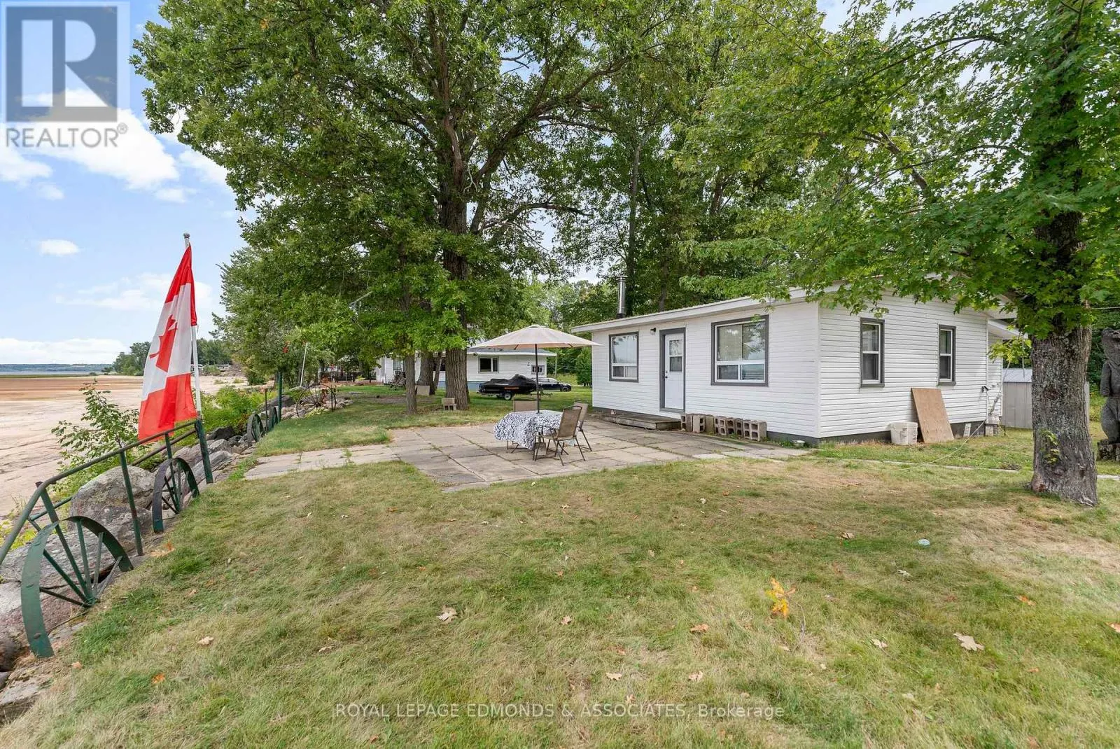 45 GREATVIEW TRAIL