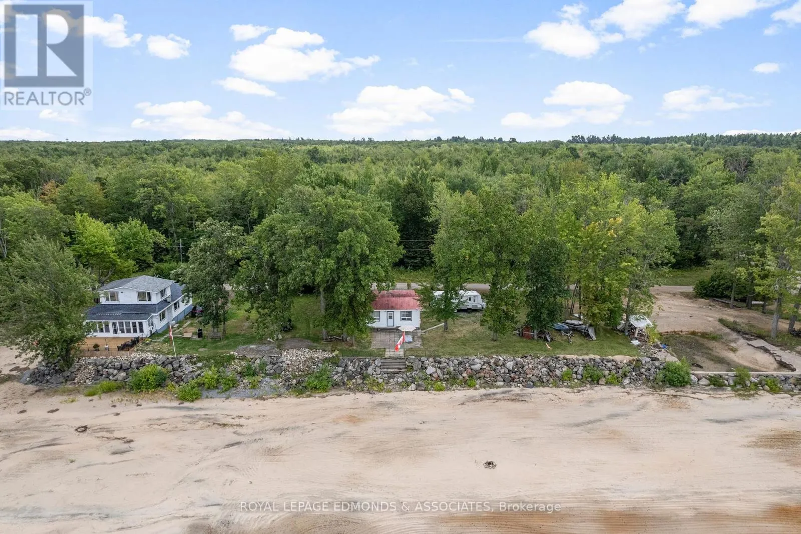 45 GREATVIEW TRAIL