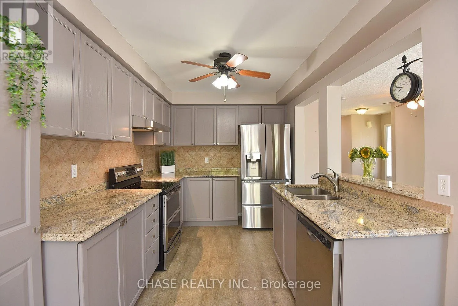 37 - 485 GREEN ROAD