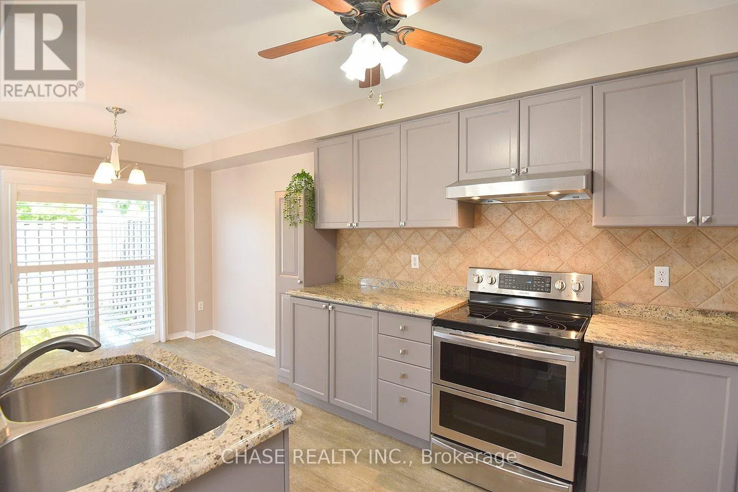 37 - 485 GREEN ROAD