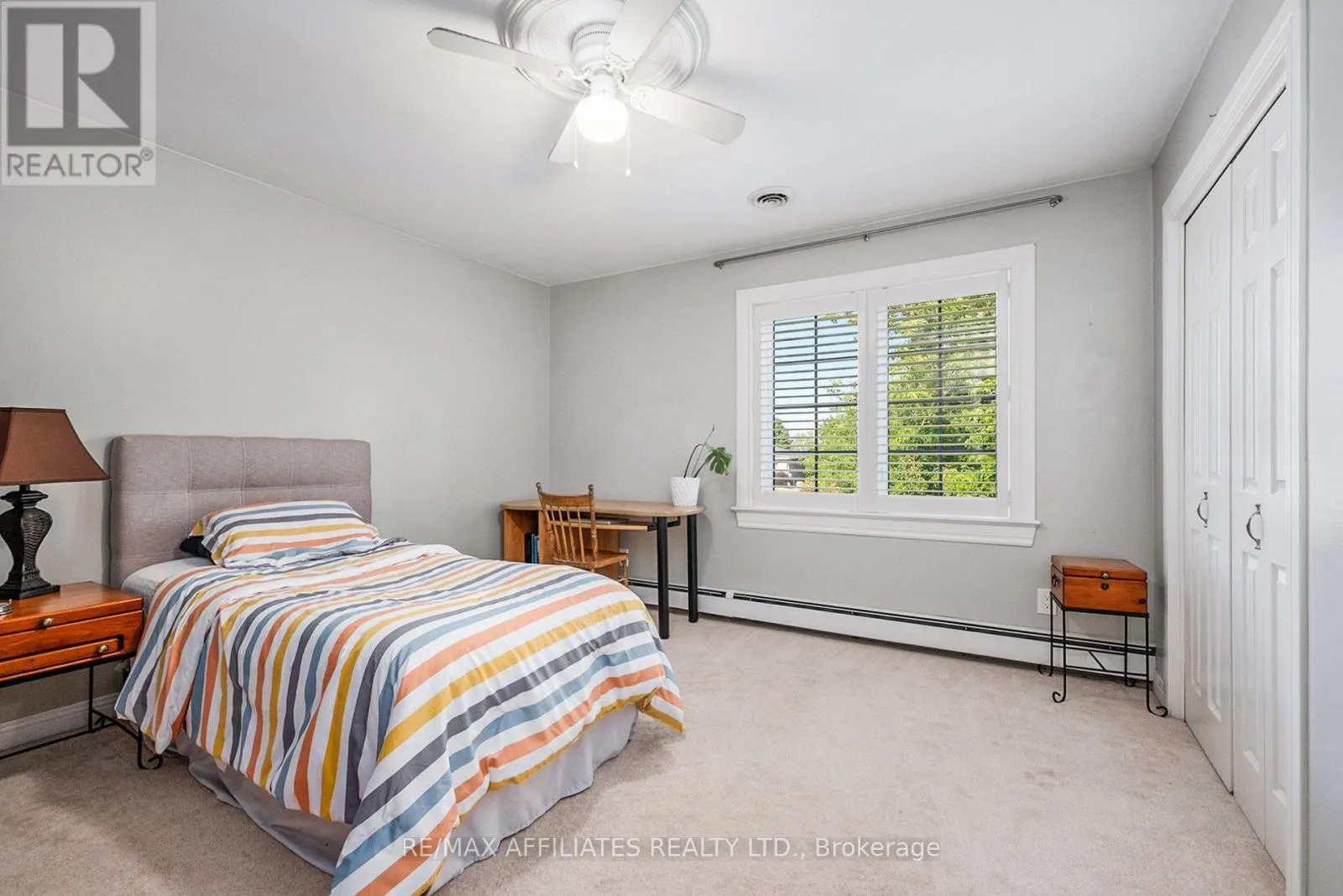 21 CEDAR LANE