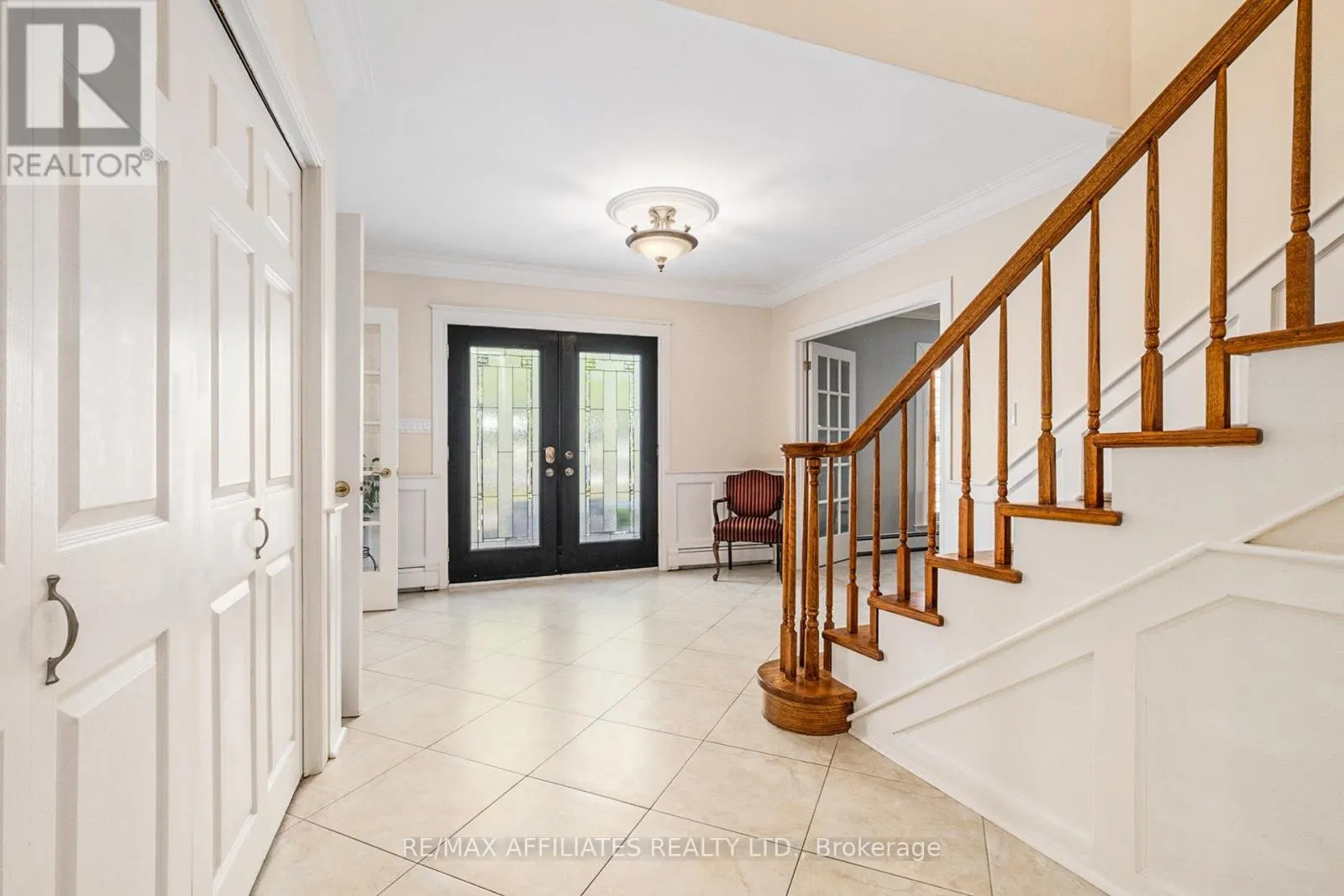 21 CEDAR LANE