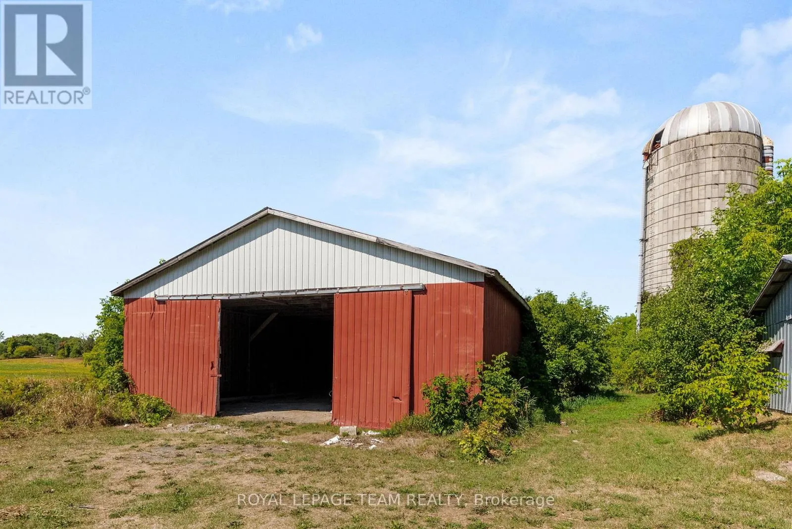2307 CARSONBY ROAD W