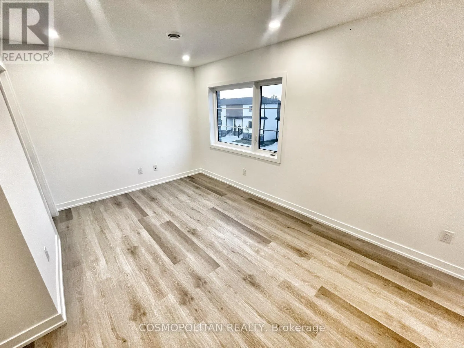533 - 4263 FOURTH AVENUE, #533