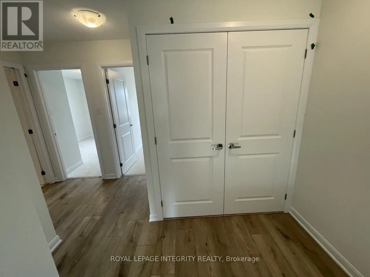 806 EVERBLOOM LANE