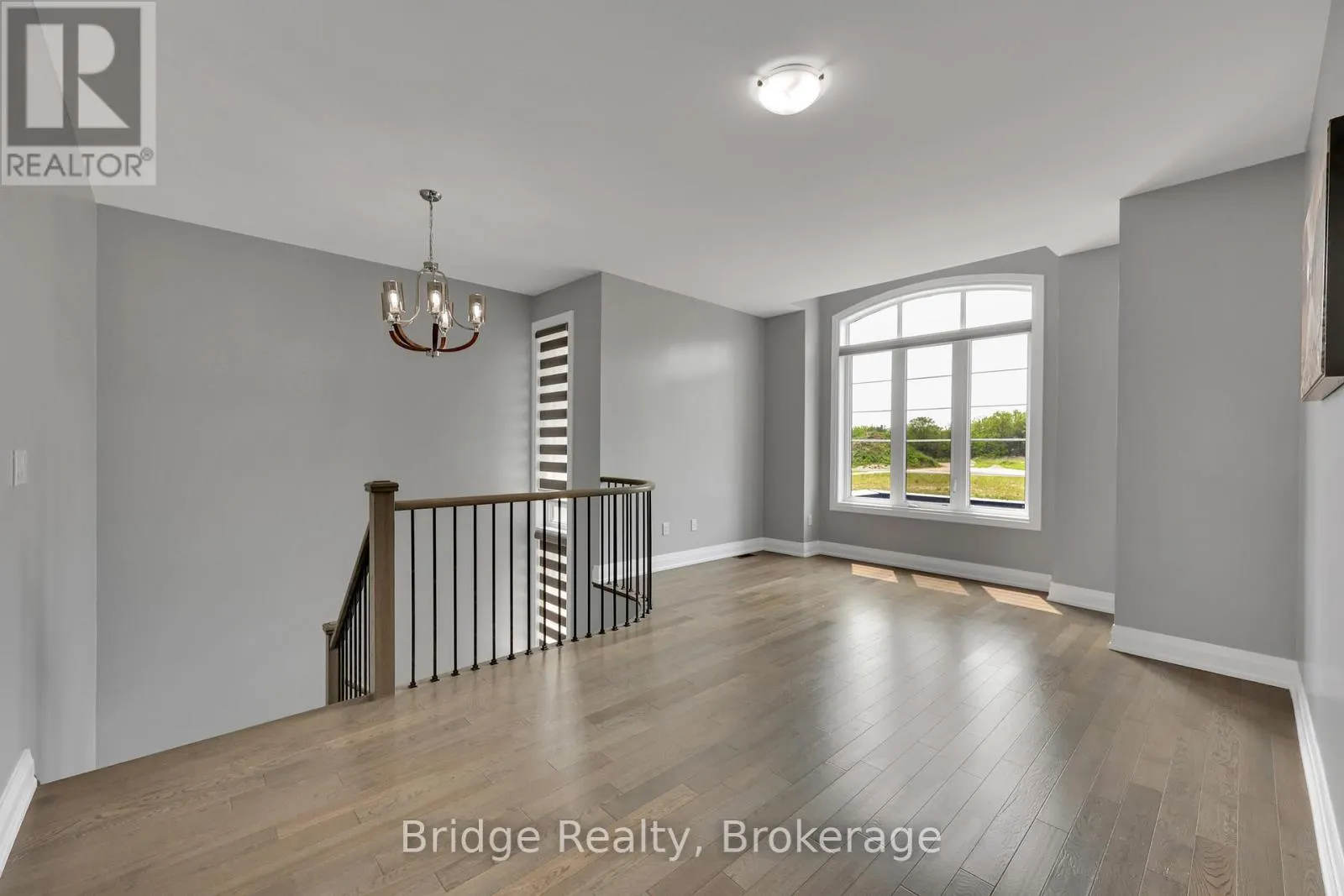 1343 UPPER THAMES DRIVE