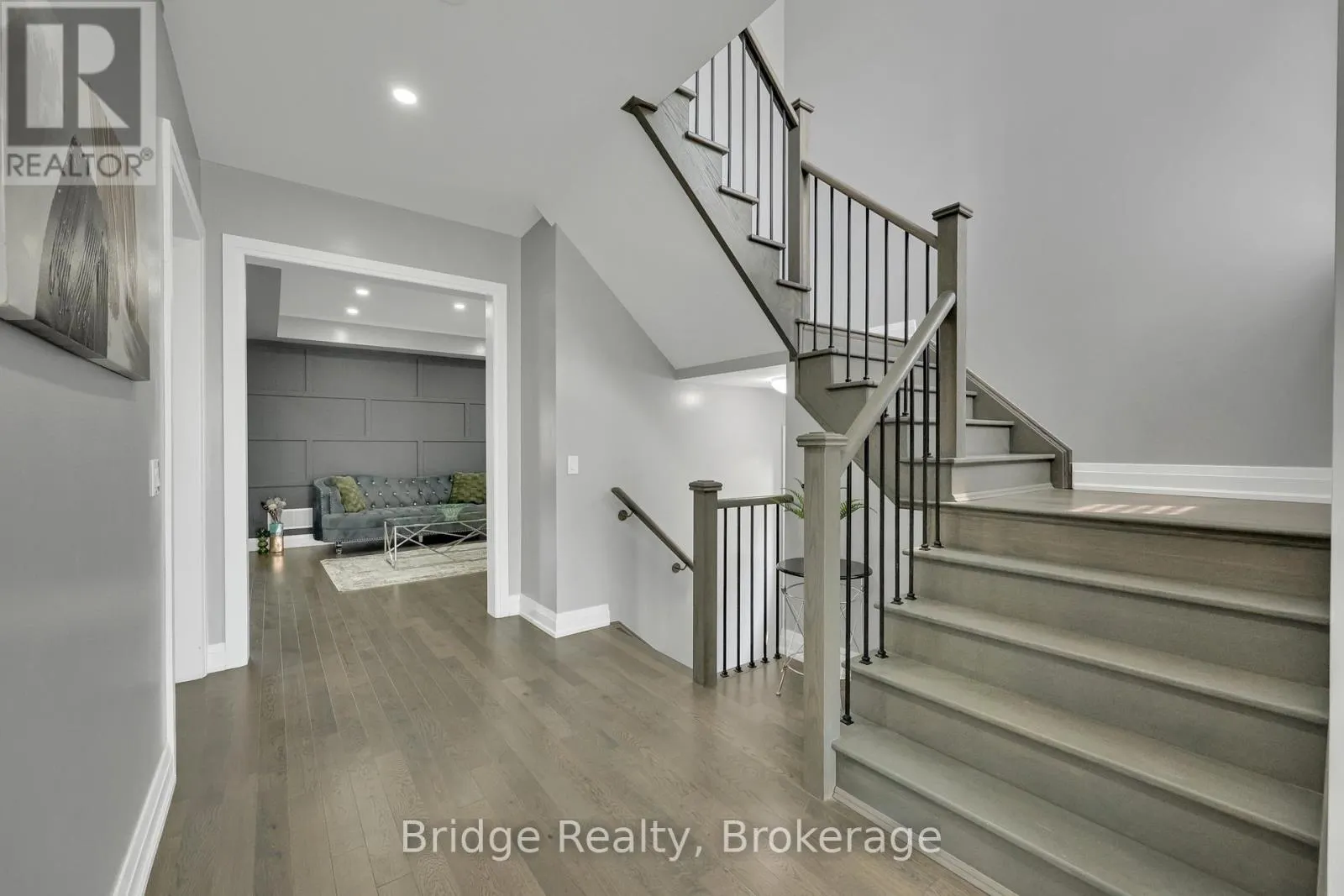 1343 UPPER THAMES DRIVE