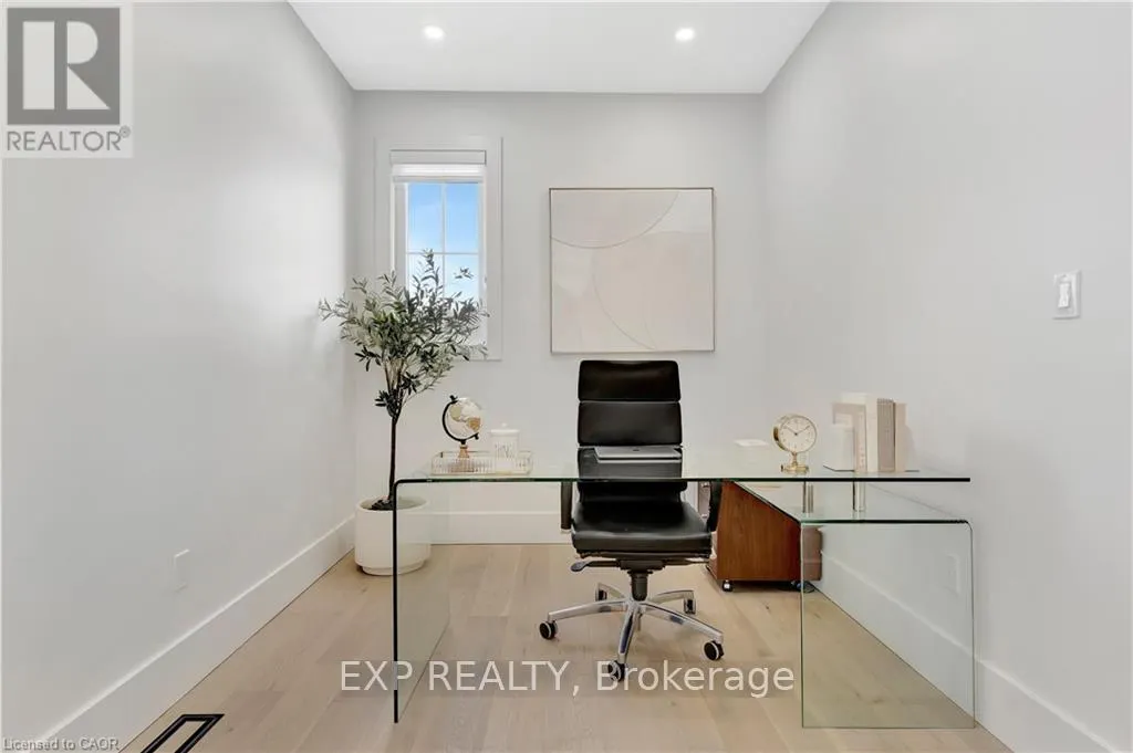 LOT 1 AVERY PLACE