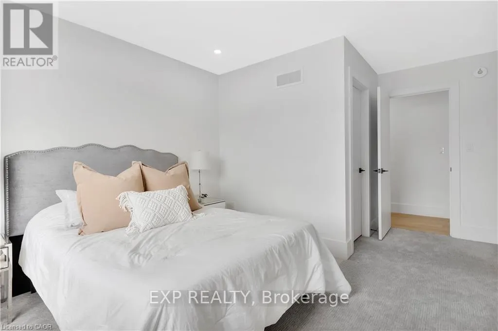 LOT 1 AVERY PLACE