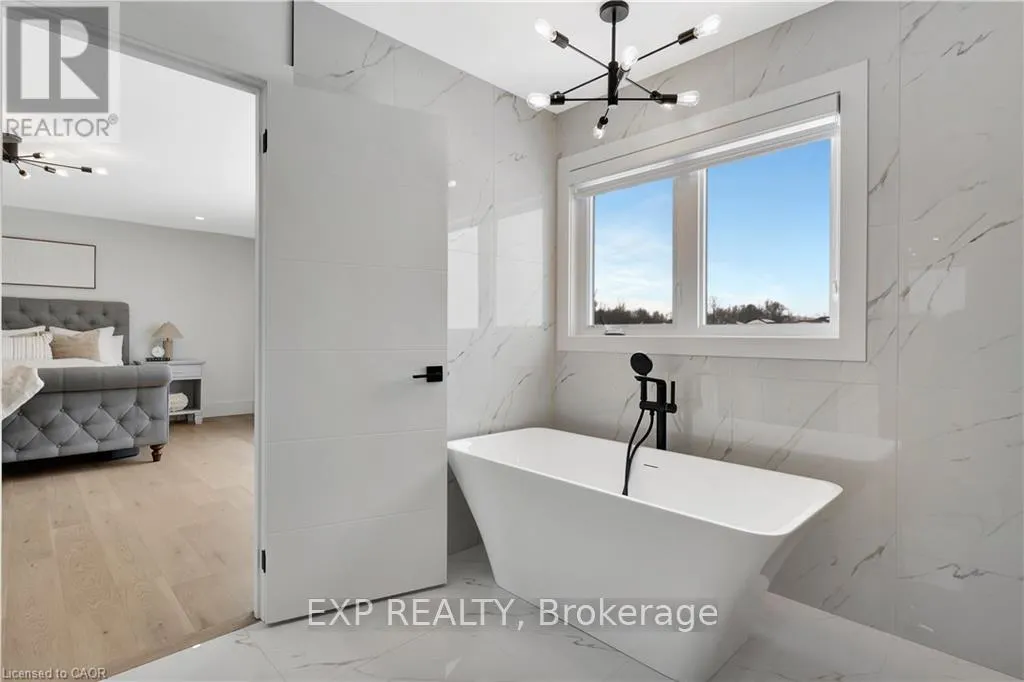 LOT 1 AVERY PLACE