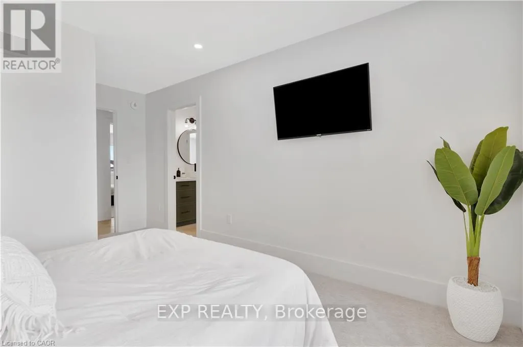 LOT 1 AVERY PLACE